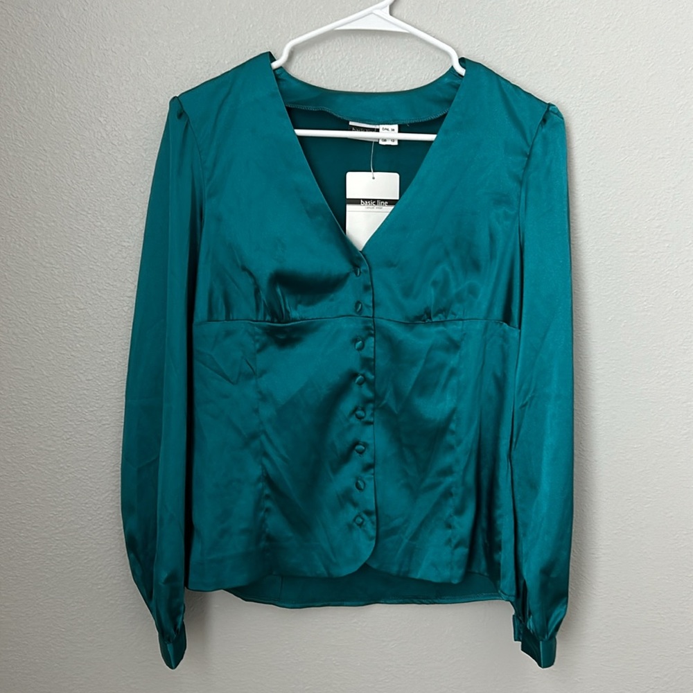 Vintage green button up blouse